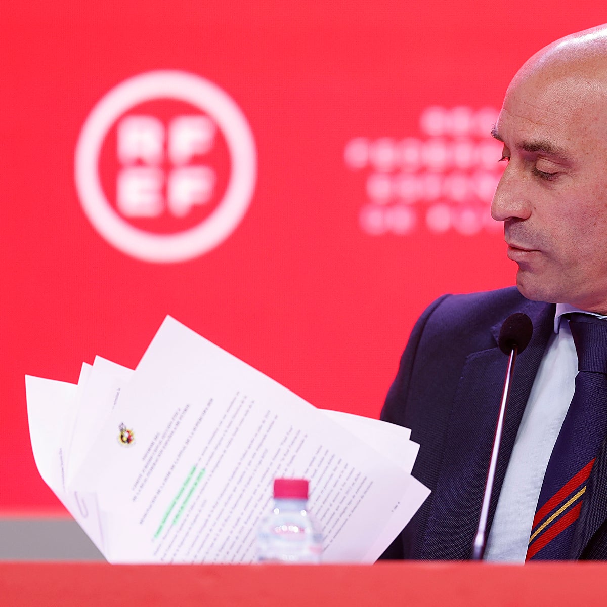 Los grandes charcos de Rubiales: Piqué, presunto espionaje, el maletero, Tebas y mensajes comprometidos