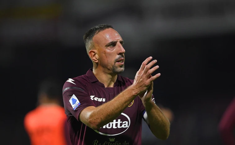 Ribéry dice adiós al fútbol: «La pelota se detiene»