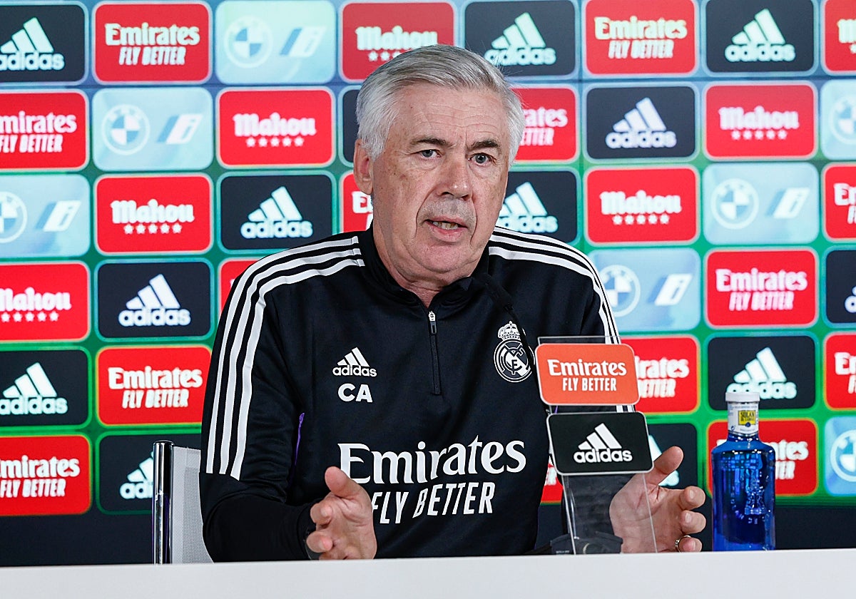Ancelotti: «Benzema no se ha borrado por el Mundial»