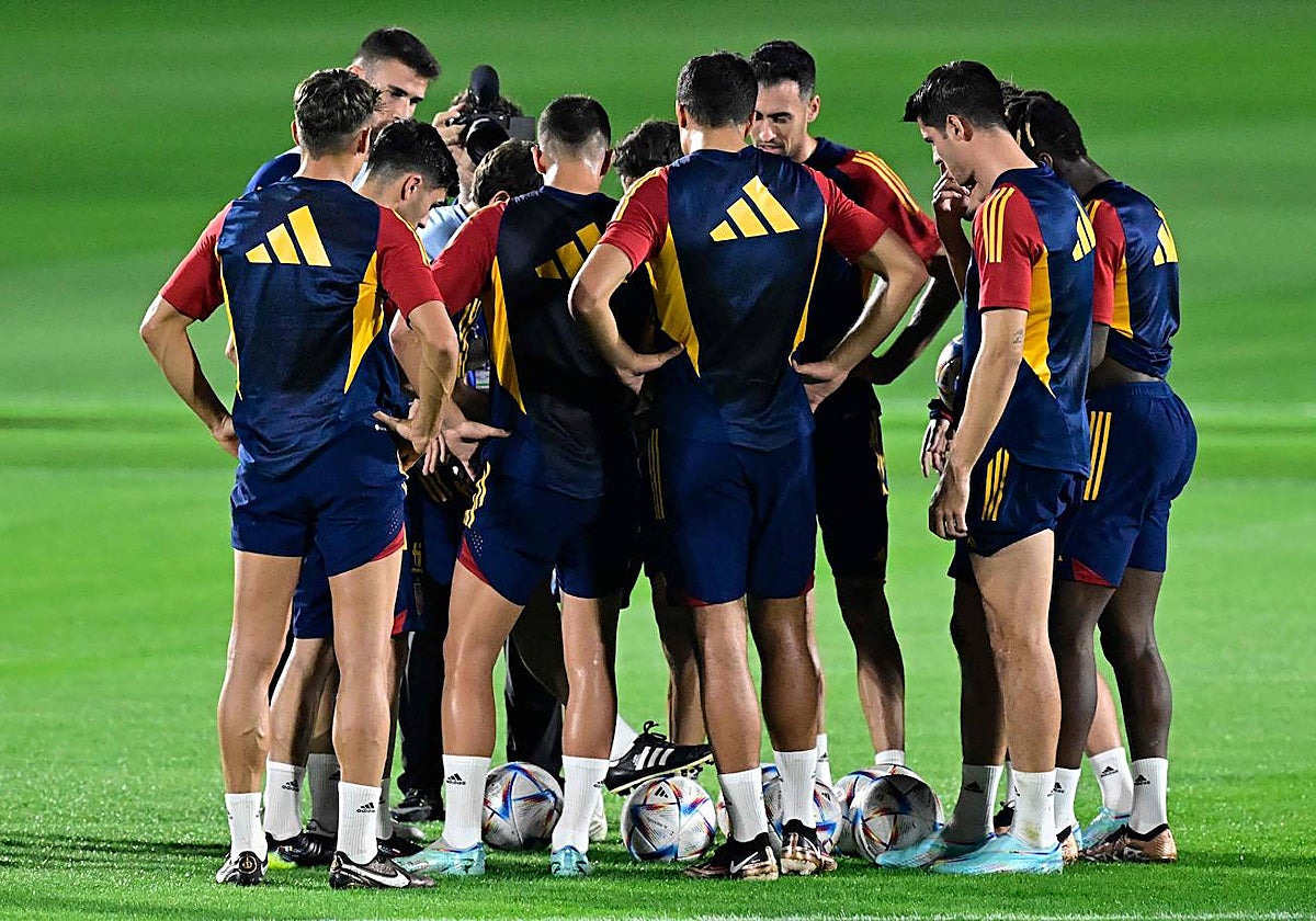 Entrenamiento de España en la Universidad de Qatar