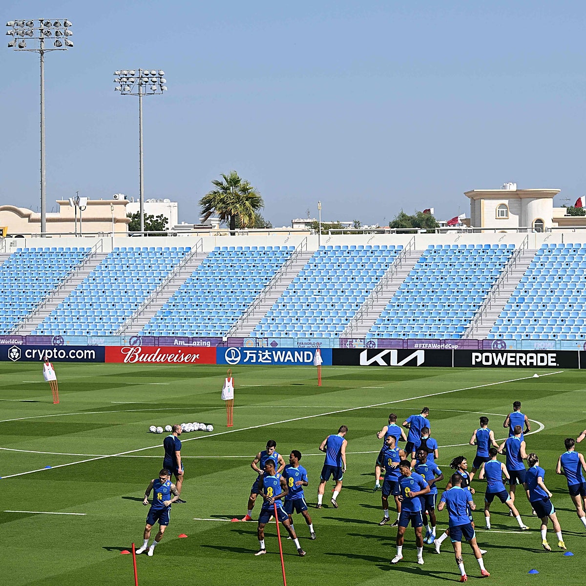 Un ojo en la cuenta de resultados y otro en la reputación: así gestionan los sponsors su vínculo con el Mundial más polémico