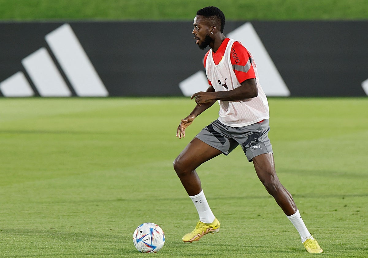 Iñaki Williams, en un entrenamiento con Ghana