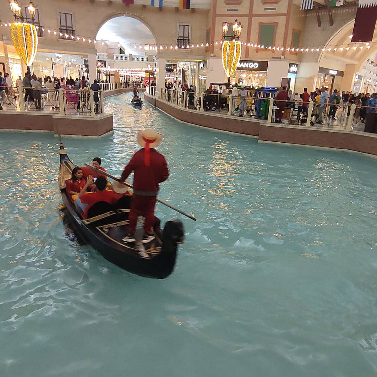 Un reino de desmesura y plegarias