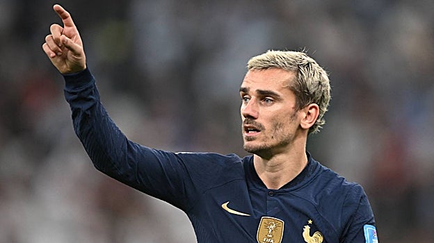 De Dibu Martínez a Mbappé, el once ideal del Mundial