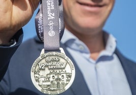 La Maestranza, imagen de la medalla de la EDP Media Maratón Sevilla 2023