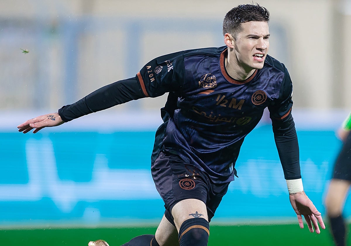 Santi Mina celebra un gol con el Al-Shabab, su actual club en Arabia Saudí