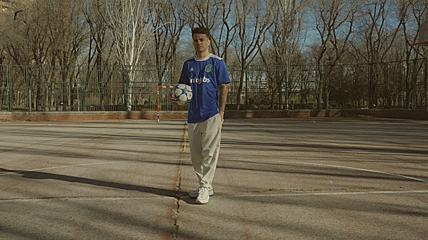 Adri Contreras: «La gente se ha vuelto a emocionar con el fútbol gracias a la Kings League»