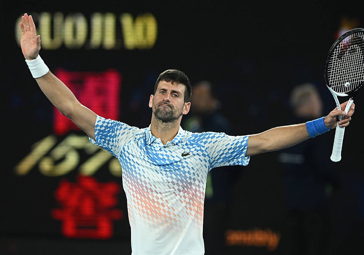 Djokovic celebra el triunfo sobre Rublev