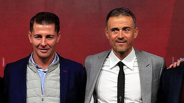 Casas y Luis Enrique, en 2019