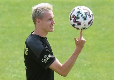 Grafitero, divorciado y con un hijo: así es Jankto, el jugador que ha roto el tabú gay en el fútbol español