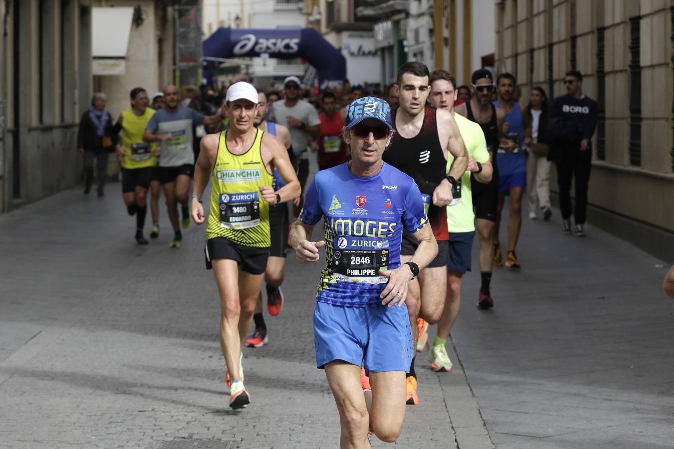 Participantes en el Zurich Maratón de Sevilla 2023