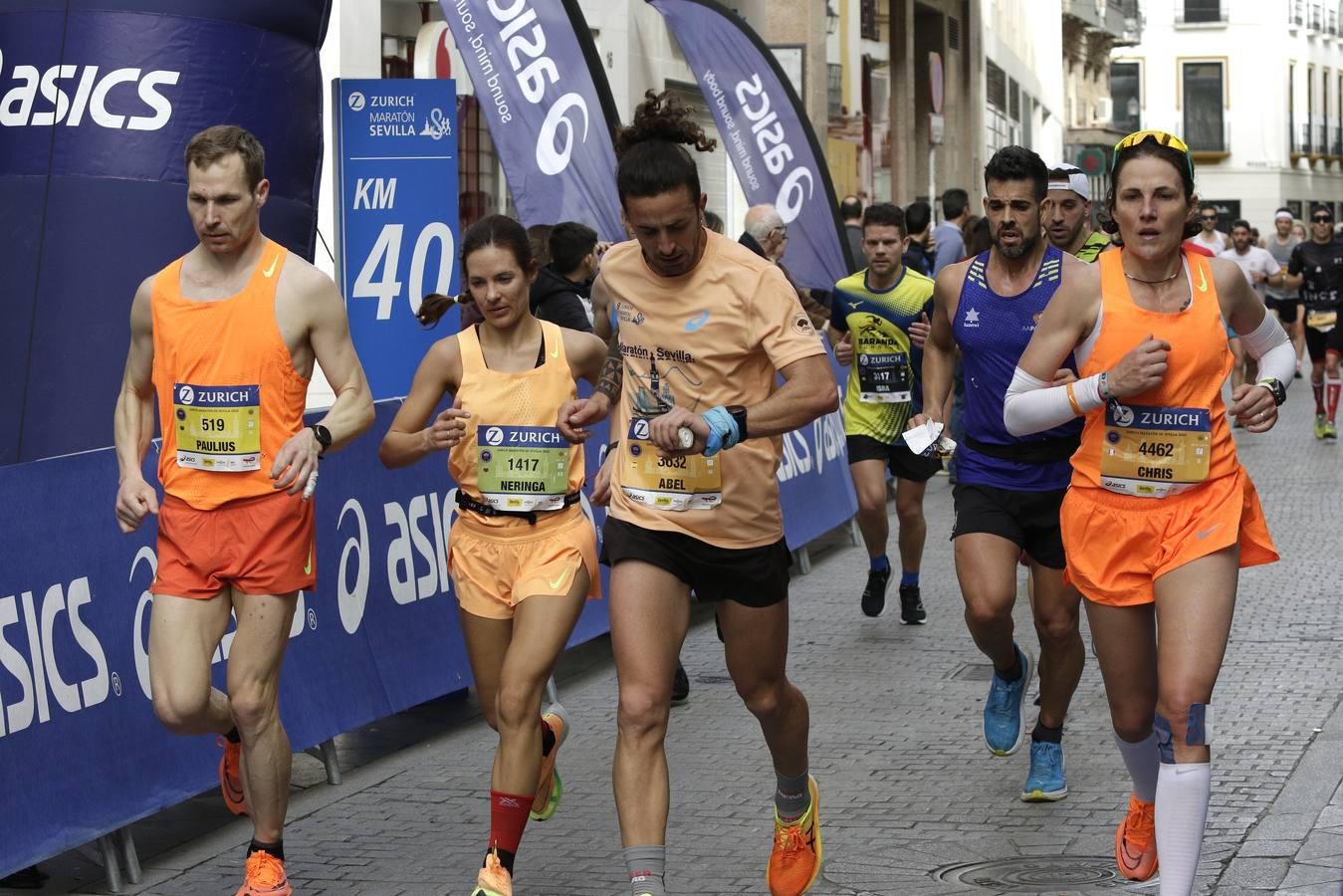 Participantes en el Zurich Maratón de Sevilla 2023
