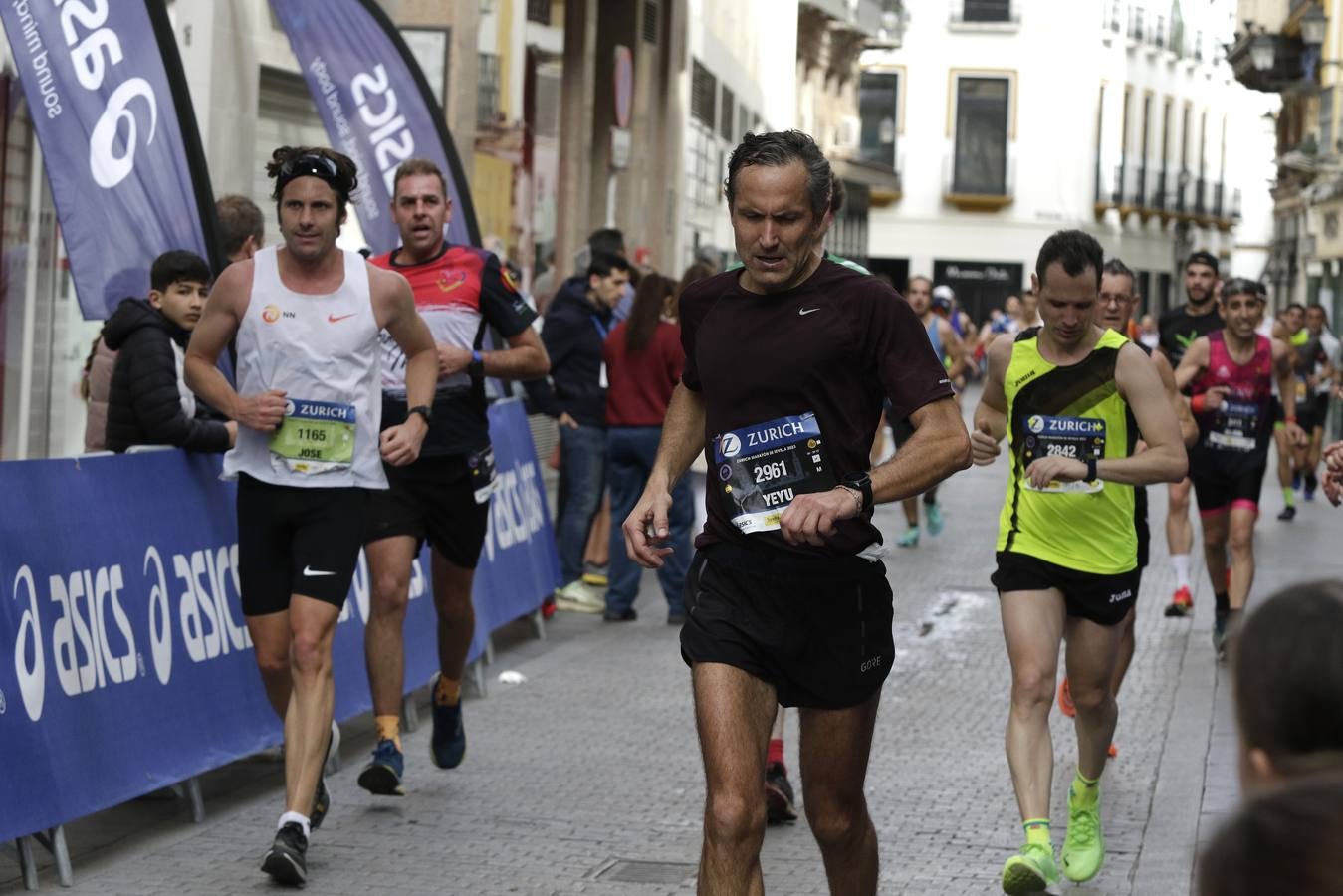 Participantes en el Zurich Maratón de Sevilla 2023