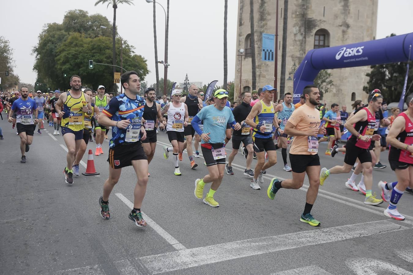 Participantes en el Maratón de Sevilla 2023