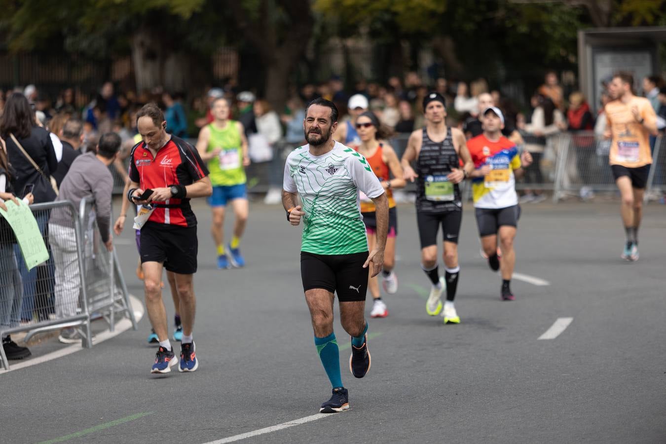Diferentes momentos del Zurich Maratón Sevilla 2023