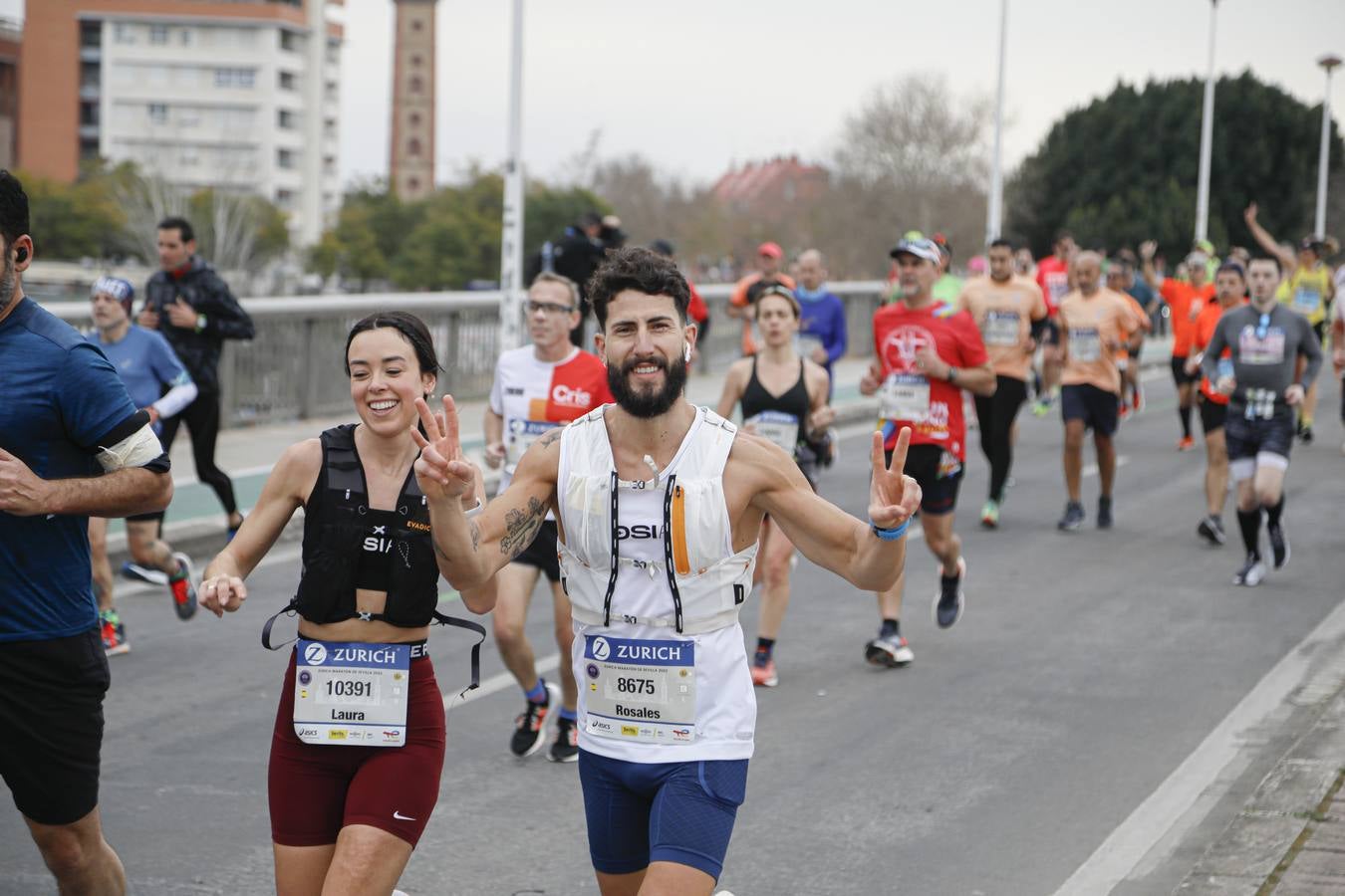 Participantes en el Maratón de Sevilla 2023