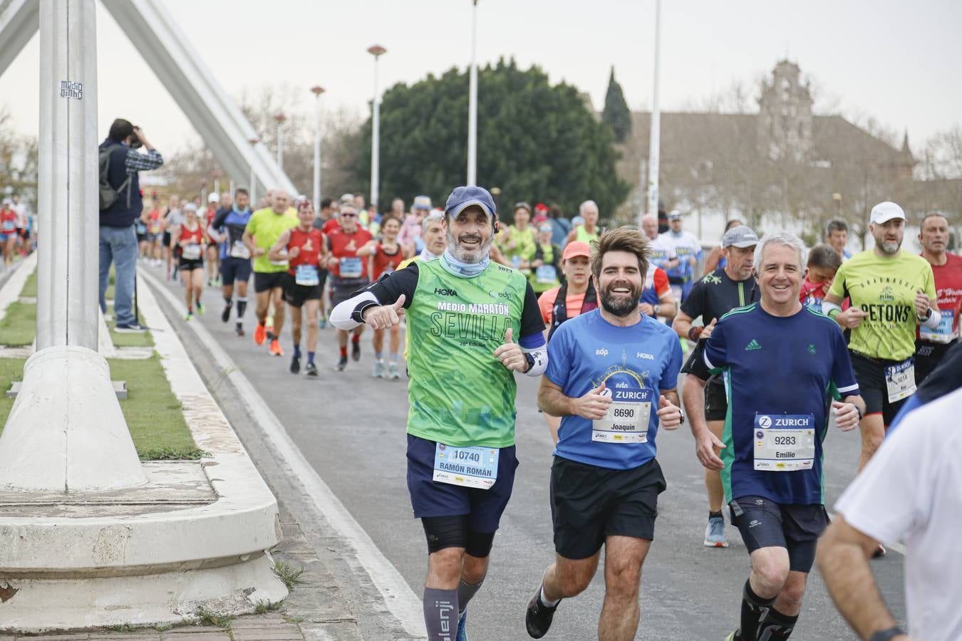 Participantes en el Maratón de Sevilla 2023