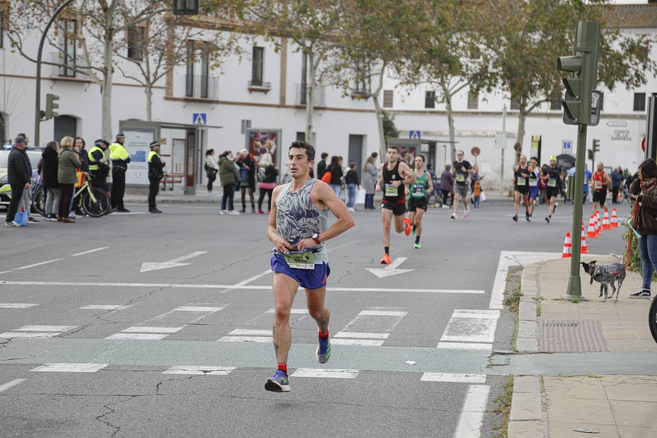 Participantes en el Maratón de Sevilla 2023