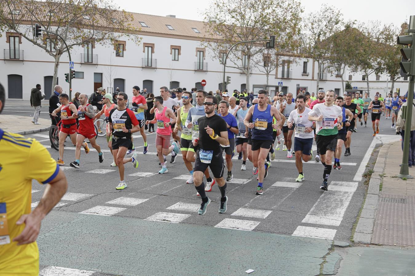 Participantes en el Maratón de Sevilla 2023