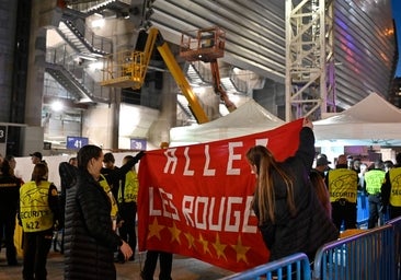 Fuertes controles de seguridad para los 3.000 seguidores del Liverpool en Madrid