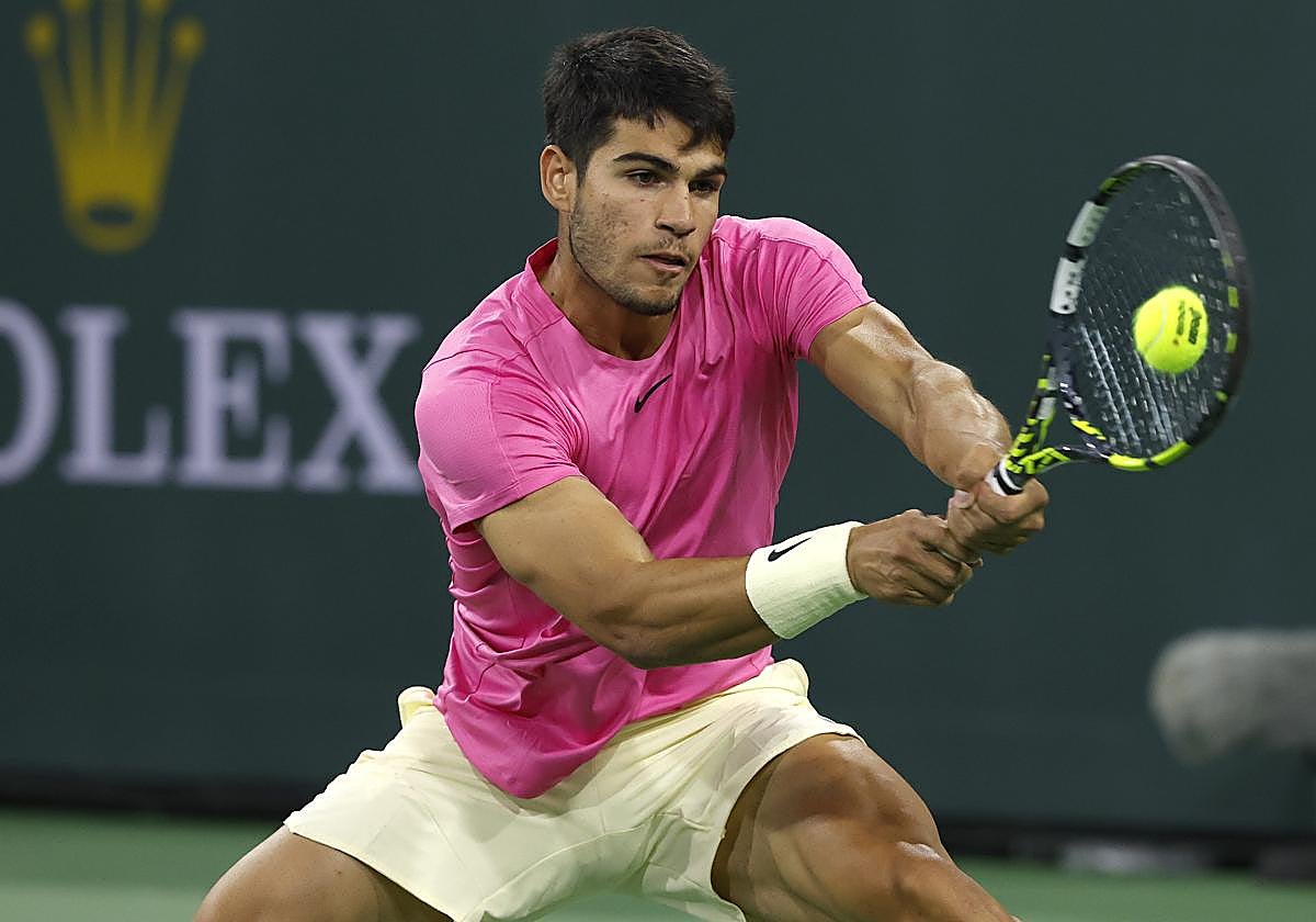 Carlos Alcaraz durante el partido