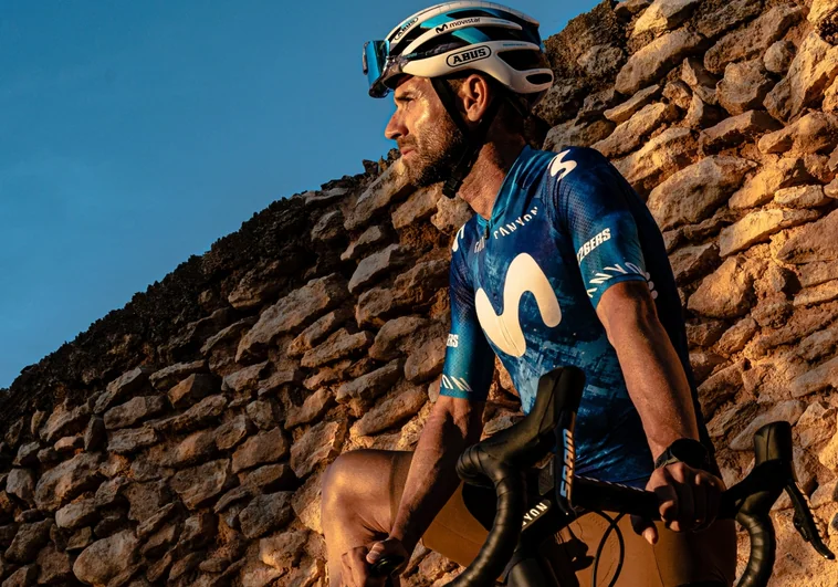 Valverde vuelve a la bicicleta sólo seis meses después de retirarse