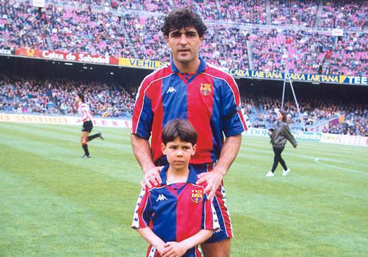 Rafa Nadal, junto a su tío Miguel Ángel, exfutbolista del Barcelona