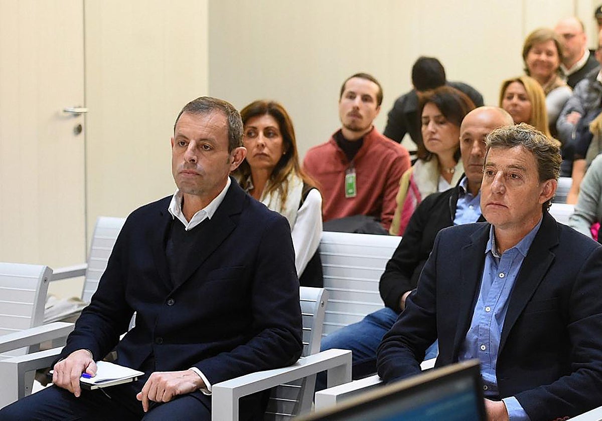 Sandro Rosell y Joan Besolí en el banquillo en la Audiencia Nacional