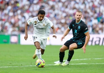 La maravilla de Rodrygo para regatear a su par y asistir a Benzema