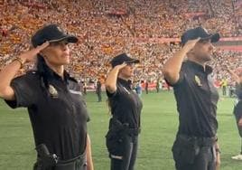 «Esa sensación cuando suena el himno de España»: el vídeo de los tres policías en la final de Copa del Rey