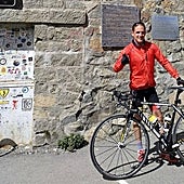 Muere el ciclista Jorge García tras un dramático accidente en Francia