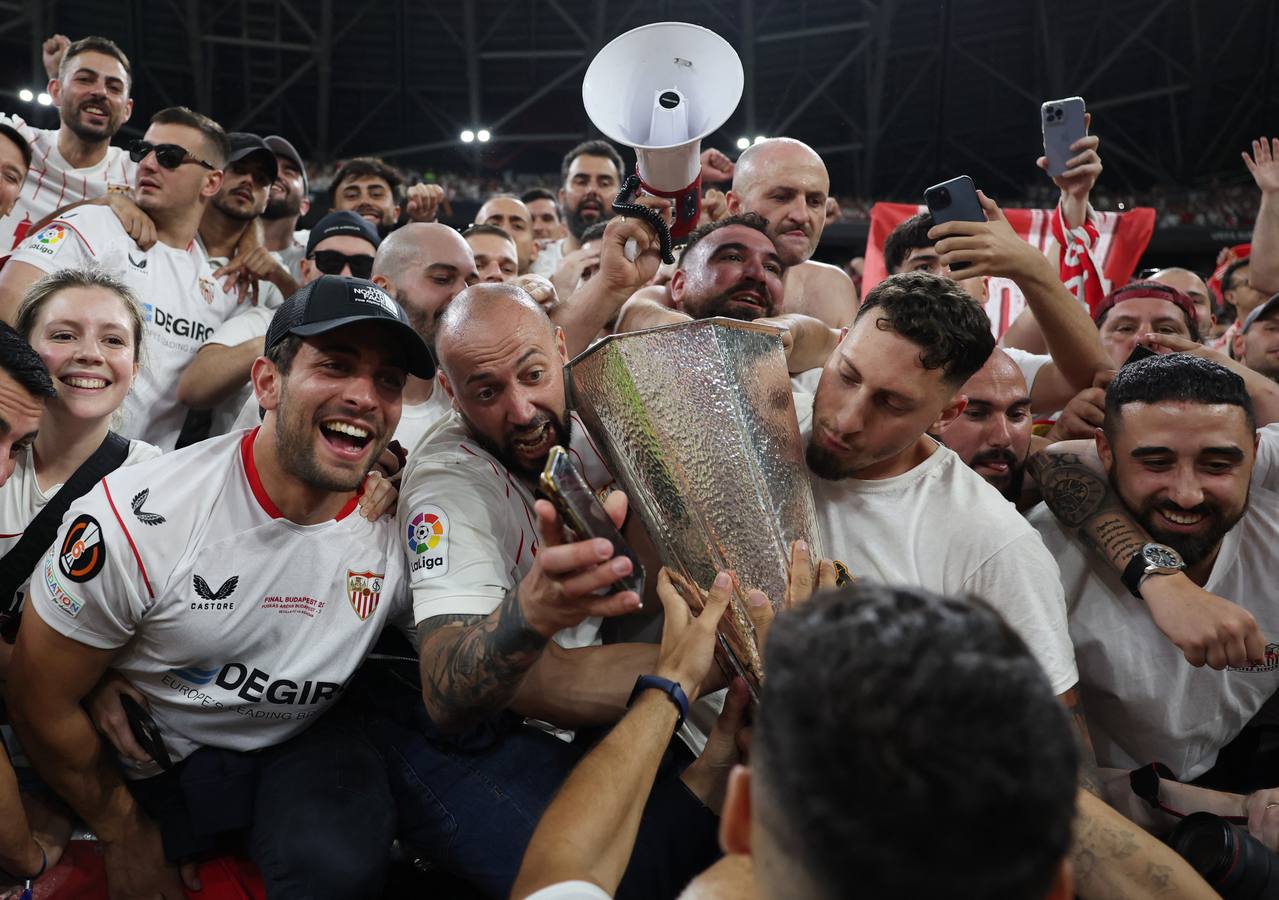 El Sevilla F.C. celebra su séptima Europa League en Budapest