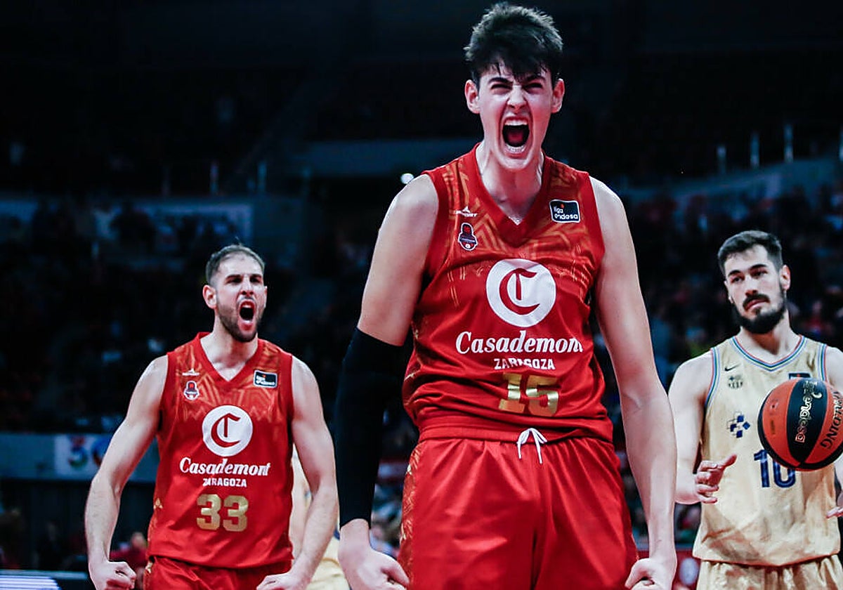 Aday Mara, durante un partido con el Zaragoza