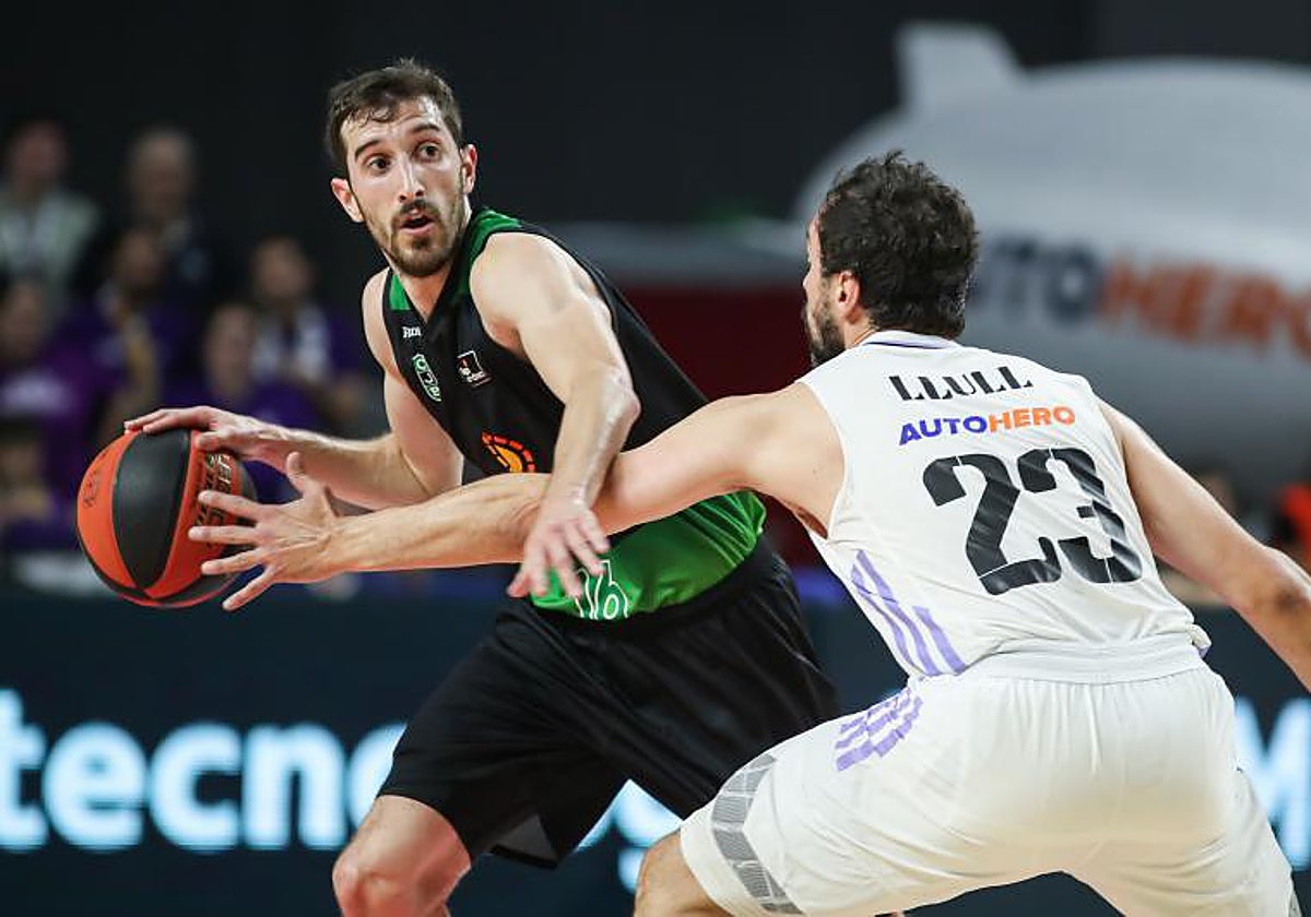 Vives y Llull durante el primer partido de la semifinal