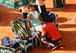 Los problemas de Alcaraz ante Djokovic: ¿cuál ha sido la lesión que ha sufrido en la semifinal de Roland Garros?