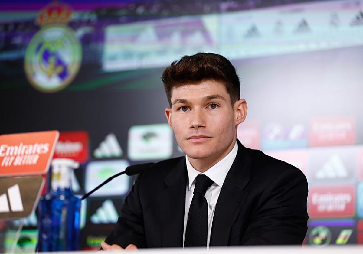 Fran García, en la presentación como jugador del Real Madrid