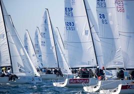 Comienza en La Toja el Campeonato de España de J70