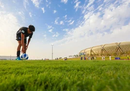 La tentación del fútbol modesto saudí: 4.000 dólares y vivienda por jugar en Tercera división