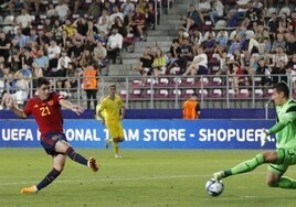 España empata en el último minuto contra Ucrania (2-2) y pasa a cuartos como primera de grupo