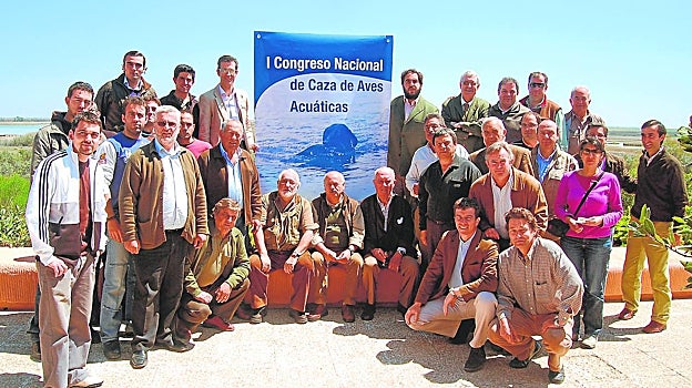 Algunos de los ponentes y asistentes al primer Congreso Nacional de Caza de Aves Acuáticas