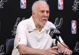 Gregg Popovich se sentará en los banquillos de la NBA hasta los 79 años