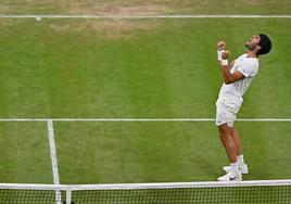 Alcaraz bate a Berrettini y alcanza por primera vez los cuartos de final de Wimbledon