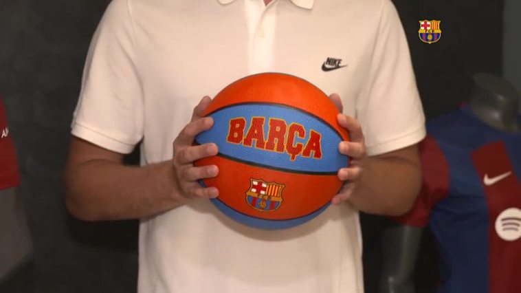 Joel Parra firma con el Barça