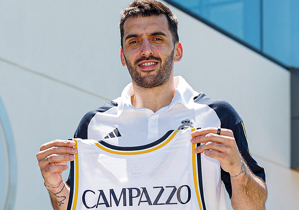 Campazzo posa con su nueva camiseta