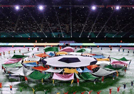 El fútbol se eleva sobre la desgracia: hakas, luces y miles de personas para inaugurar el Mundial de Australia y Nueva Zelanda