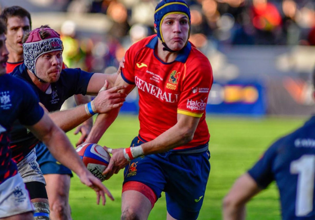 Álvar Gimeno, jugando con la selección española
