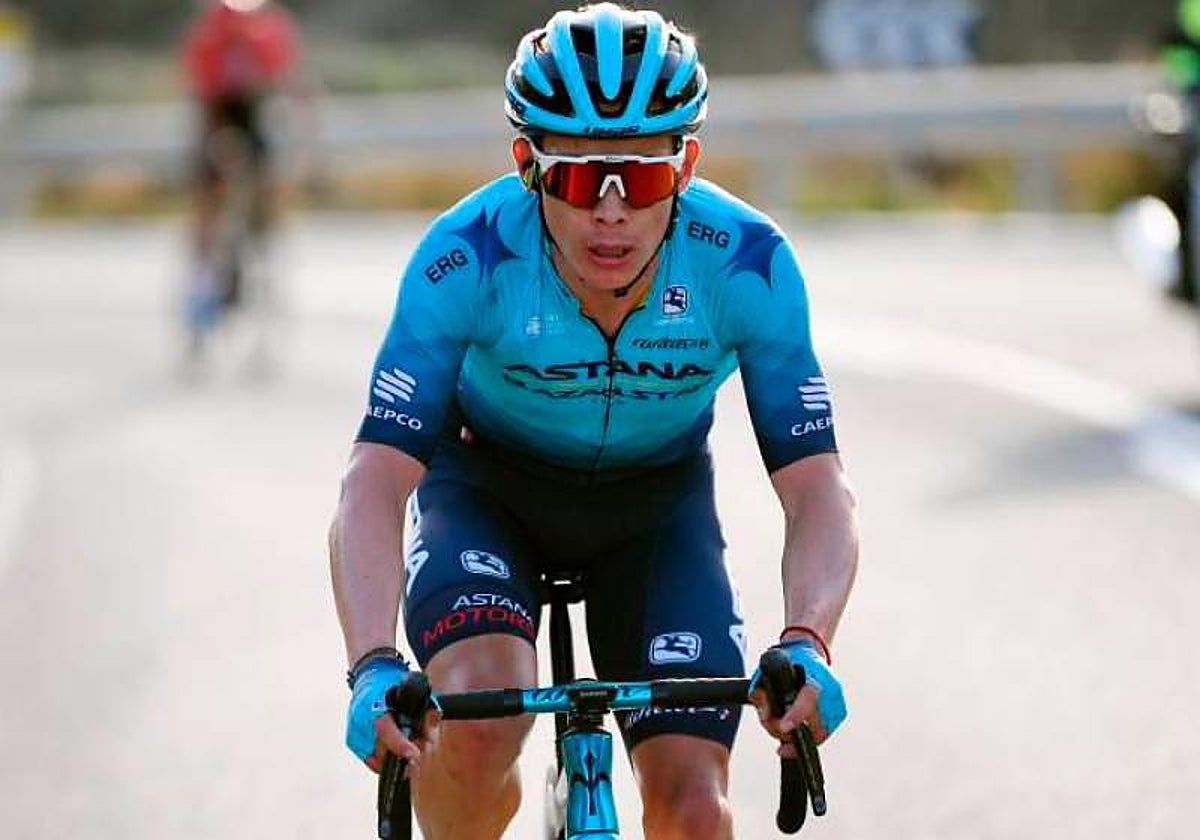 Miguel Ángel López, en una carrera con el Astana
