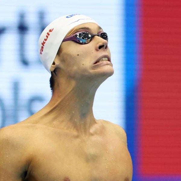Fracaso estrepitoso de Popovici y otro oro para Ledecky