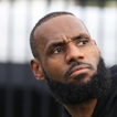 Los negocios millonarios de LeBron James