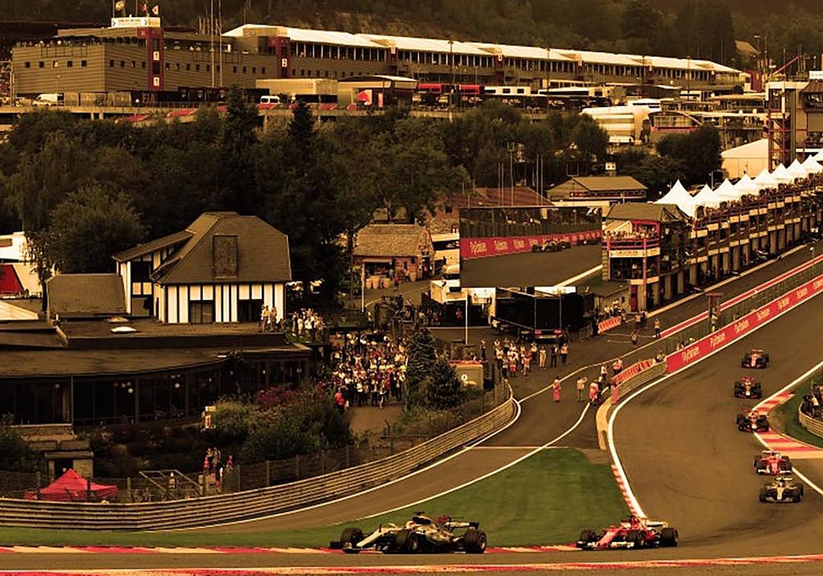 La subida a Eau Rouge
